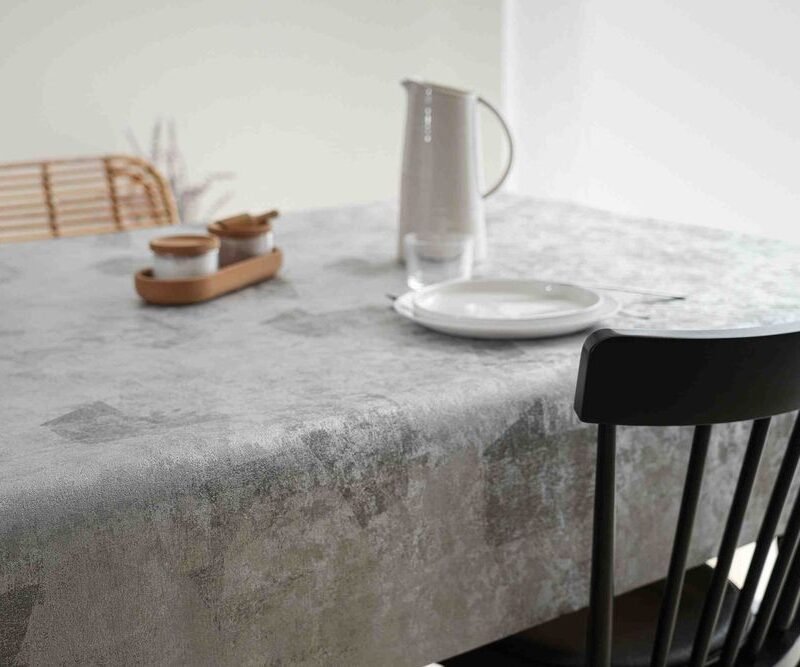 protège table Gomtex Pretty Argent