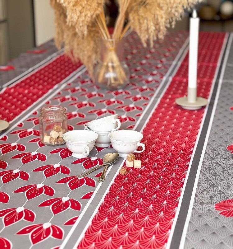 nappe polyester sur mesure Lustre rouge